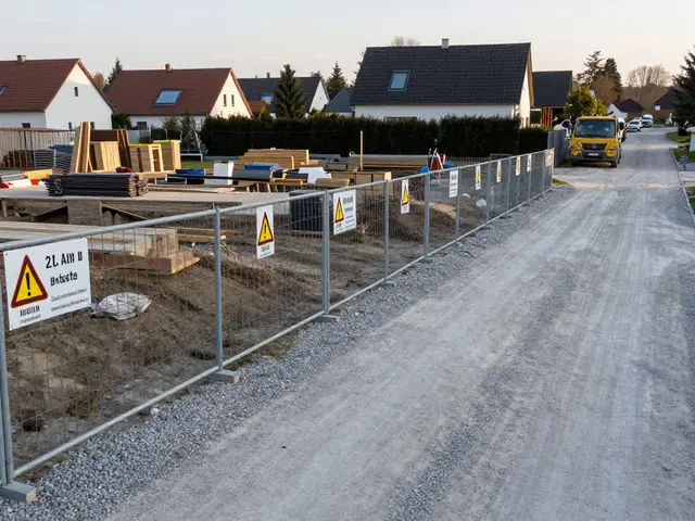 Baustelleneinrichtung im Eigenheim: Schutz, Lager und Wege - So planen Sie richtig